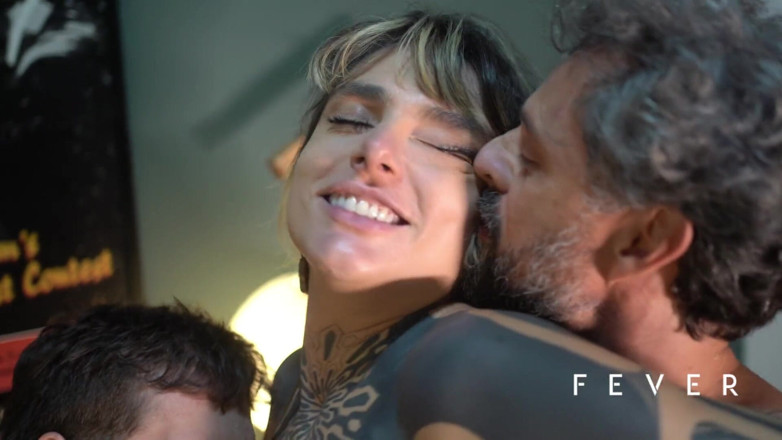Fever Films: Dread hot follando con dos amigas calientes, Belinha y Pucca...