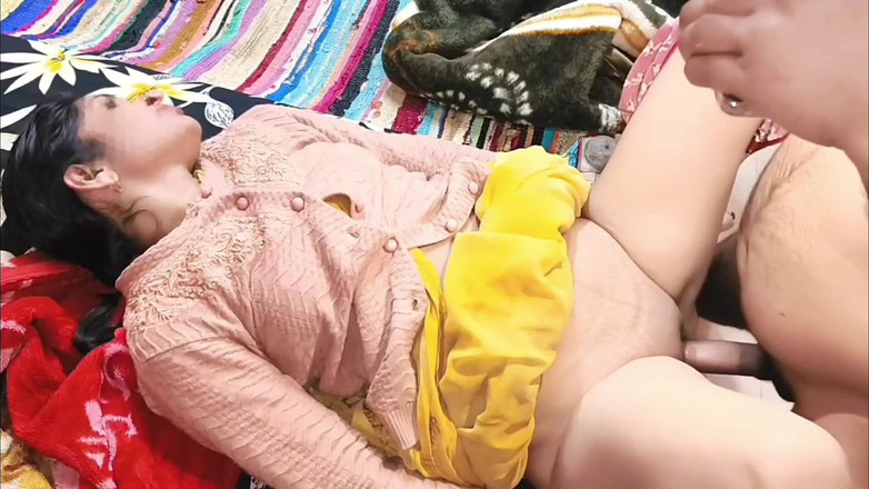 Janvibhabhii: La moglie indiana fa sesso e fa sesso con il...