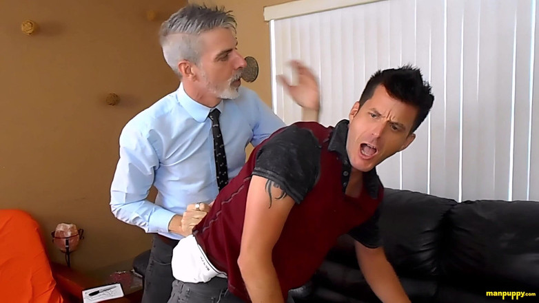 Man Puppy: 给治疗病人的球蛋