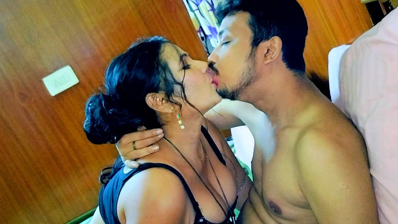 BIREA: Desi Virgin Girl Her 1st Work in the Hotel with a...