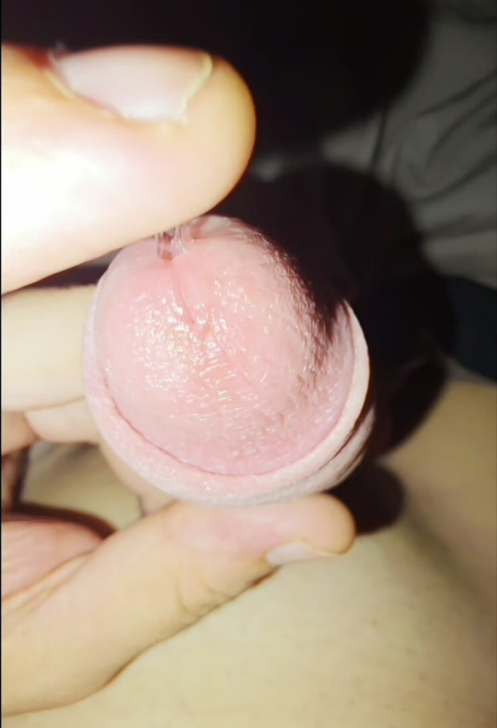 KinkyDL94: Twink Precum następnie spuści