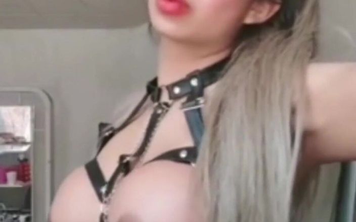 Kevinisssa studio: 큰 젖탱이
