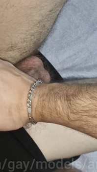 A Huge Surprise Under the Skirt of a Straight Man Who Wore His Wife's Clothes, I'm Shocked