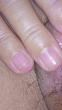 Heißer unschuldiger teenager bekommt ihre nasse muschi von stiefbruer gefingert - selbstgedrehter amateur-pOV