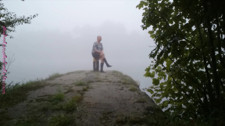 Carmen_Nylonjunge: Mornings in the fog 2