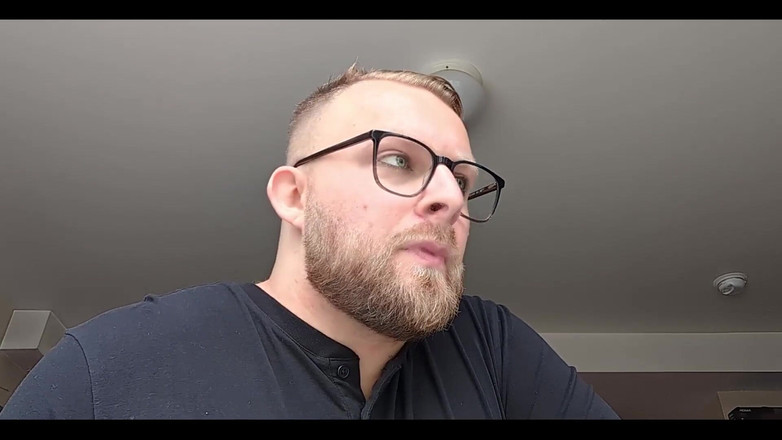 WolfgangWhite: Spójrz w oczy swojego perwersyjnego psychiatry, jak bije cię w...