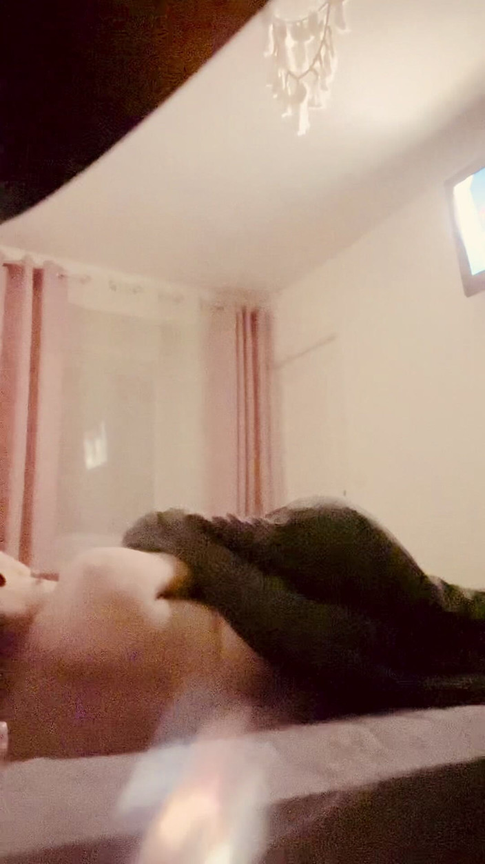 Panoucheka: 저녁에 친구와 함께