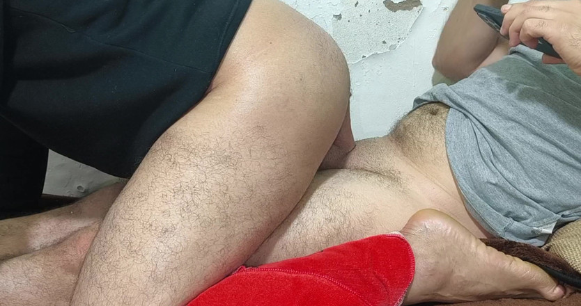 Aminaarab: Du Sexe Arabe Gay Torride Chevauche Une Bite Arabe Encule...