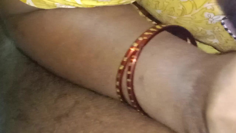 Tamil Anti Uma: National girl, moja żona, po raz pierwszy, trzymasz mojego kutasa i...