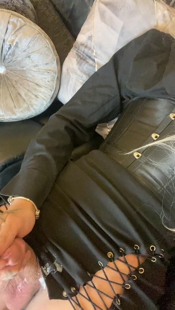Lottie: Transe wichst, dirtytalk &amp; cumming