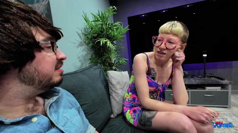 Nerd Pervert: Rose Rosebud - Spit Roasting Whore