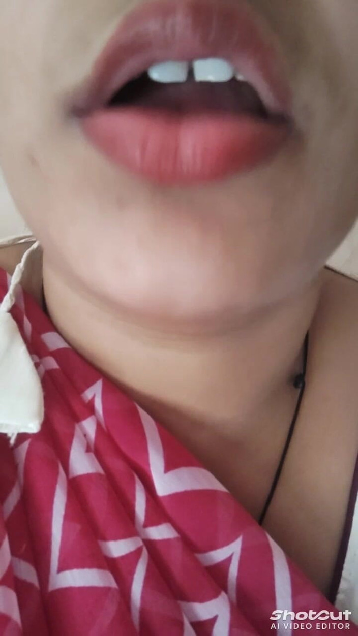 Dr_doom21: Desi Bhabhi's Juicy Hot