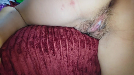 Wild fetish: Ma belle-sœur de 25 ans se masturbe et me laisse la...