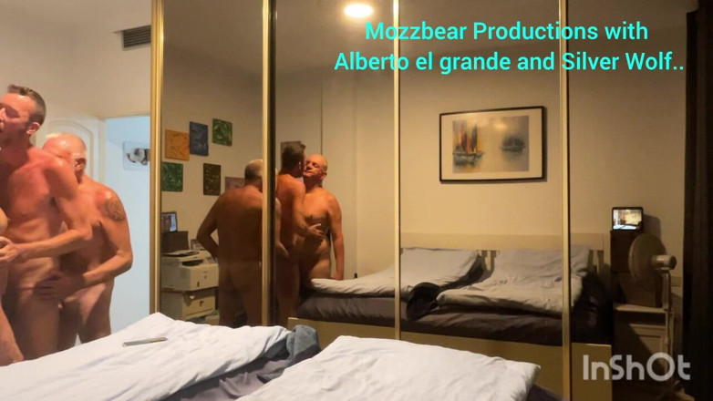 Mozzbear: Hot Threesome with 2 Stepdaddies