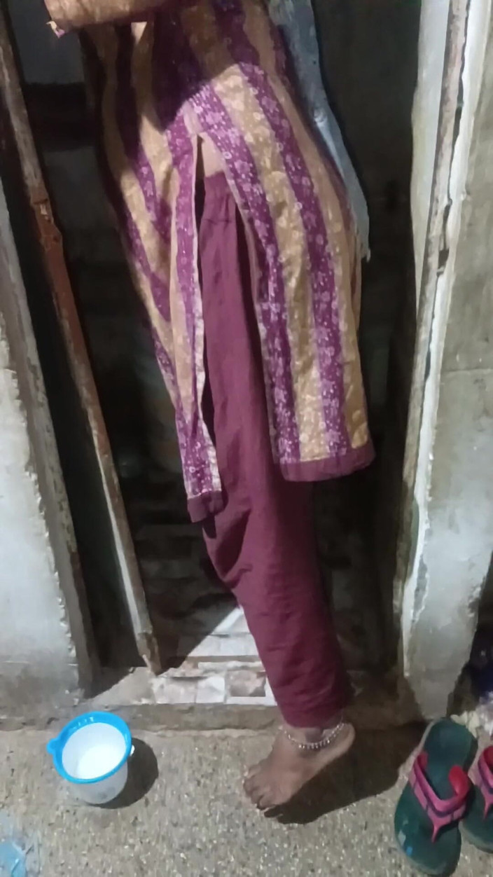 Bhabhi UP: 義理の義理の兄弟と義理の義姉のインド人との不倫の関係