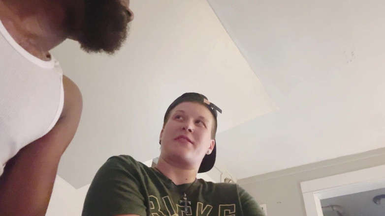 Thekookiejar: Styvfar knullar sina söner Tomboy vän och hon gillar hans...