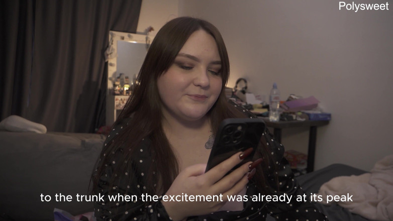 Polly Sweet: Porn Story - Pegging on a Train at Night with a...