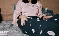 Homemade Closeup Masturbation with Vibrator to Orgasm