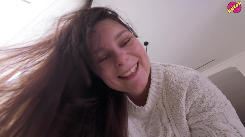 beauty_and_the_other_one: Sexy milf prsty šukání její perfektní růžové kundičky k několika orgasmům