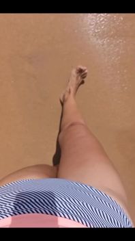 Pee Spotting the Beach