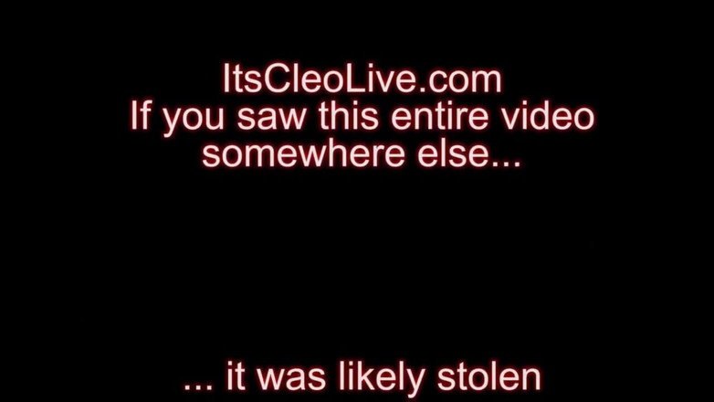 Cleo: Cleo melantun pepeknya pada zakar besar