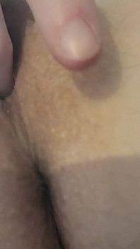 De perto brincando com seus buracos
