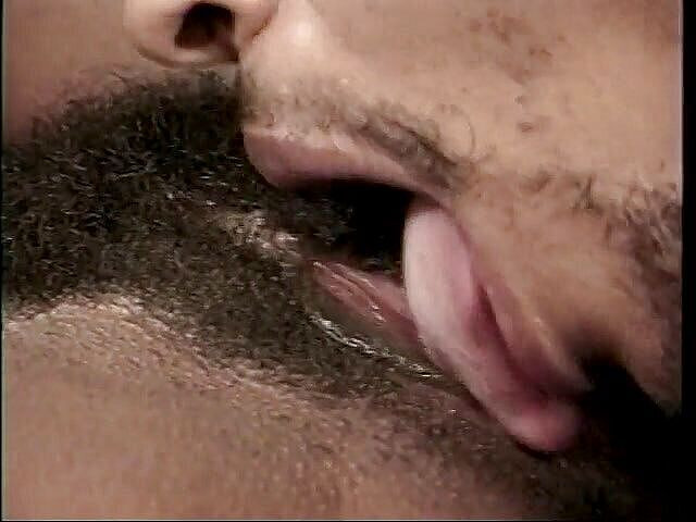 Hot and Wet: 호텔에서 흑인 자지를 존나게 따먹는 오지는 거유녀