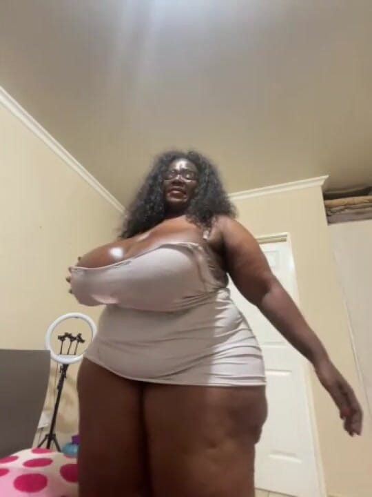 Legendary Booty Overdose: Ebano donnona adorazione tette