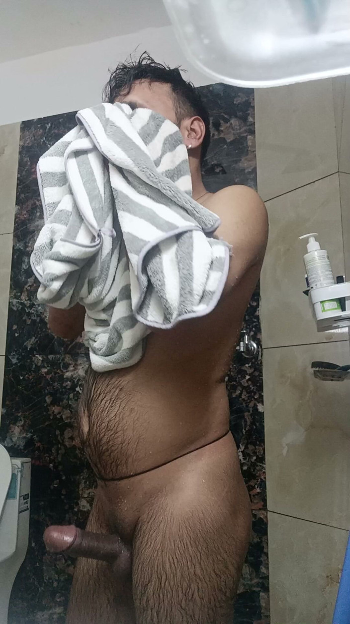 Rajasthani-old-lover: Indische Desi-man seks en show doucheschoen en masterbation