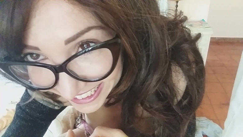 savannahamatoriale: Aku akan kentut di mulutmu!