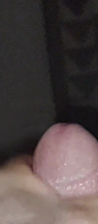 Sbírá všechno moje sperma na týden, pak si ho každý pátek rozmazává na obličej!