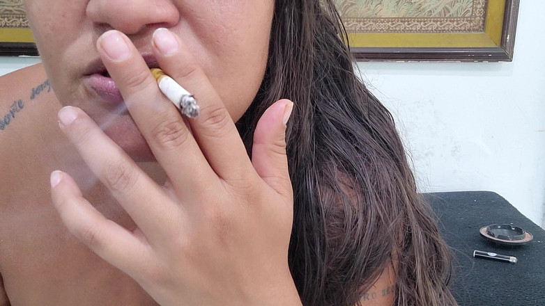 Paty Bumbum: Występowanie fetyszysza, palenie i dotrysk