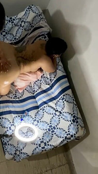 Vợ Mexico mút mông và cưỡi ngựa trong video tại nhà