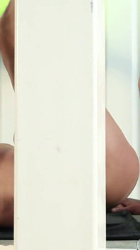 Dia tidak pernah dikongkek oleh orang asing, tetapi hari ini dia akan dari seorang pekerja dari jalanan