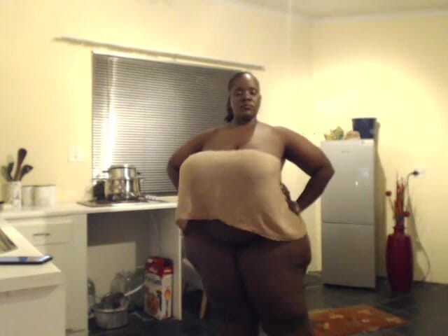Legendary Booty Overdose: 黒SSBBW熟女拍手ビッグデブジューシーなお尻