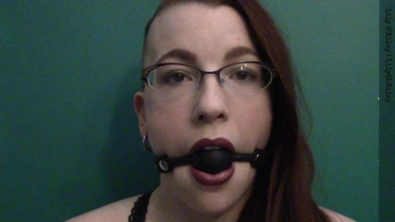 Lily O'Riley: Ballgag staring