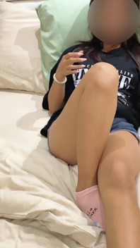 Meio-irmão descobriu que sua meia-irmã tinha uma conta no Xhamster.