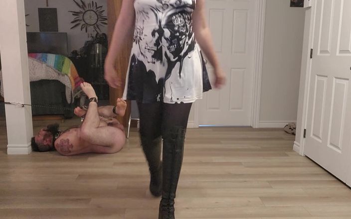 Miss jj chose: BDSM avec Mlle J J et le truc