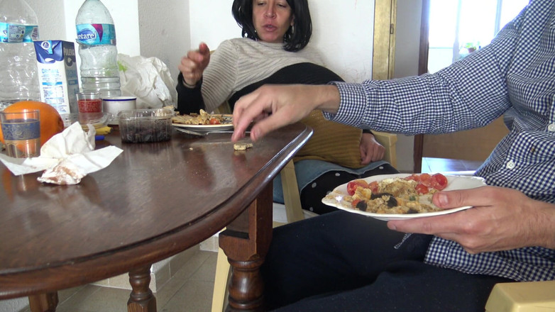 Stepmom Susan: Hamile üvey annem kahvaltıda kahvesine boşalmama izin veriyor