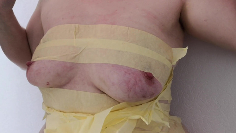 Bouncy Tits Action: Записуй мене і трахай мої соски