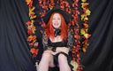 Deanna deadly: POV włożone pieluchy na Halloween Party przez dziewczynę w kostiumie...