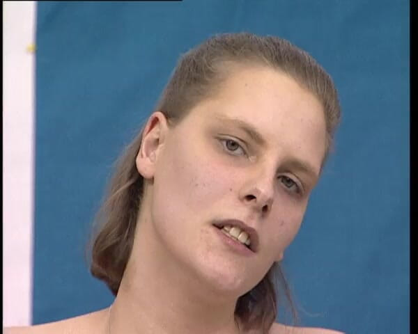 YOUR FIRST PORN: 1,95 м, Geilen Koerper - Sarah 1,95 м горячее тело