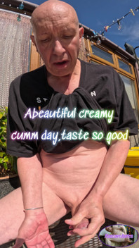 Just a Moment on a Hot Summers Day and Enjoy Your Cumlicous Cum