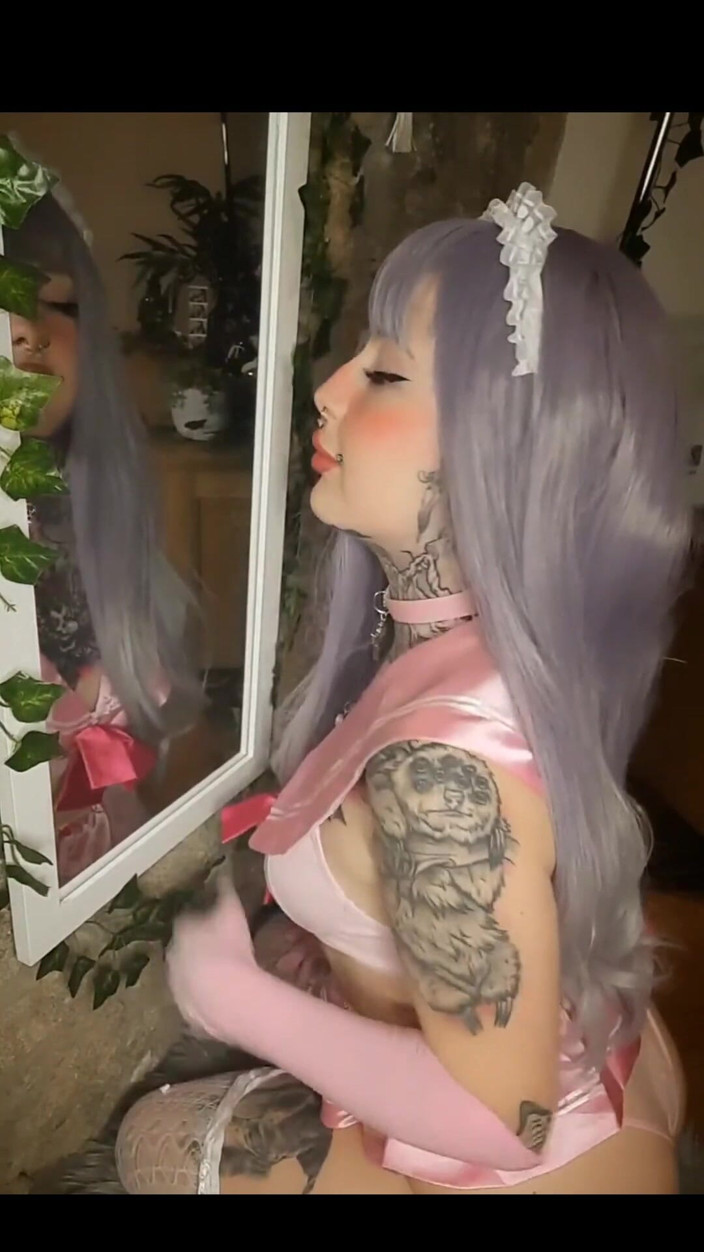 Yourfavecumslut: Making Out with Myself in the Mirror