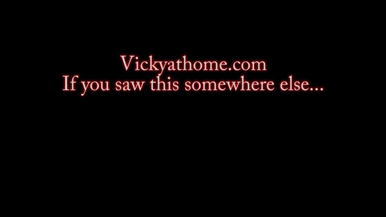 Vicky Vette: Büyük memeli sarışın orta yaşlı seksi kadın Vicky Vette yarak...