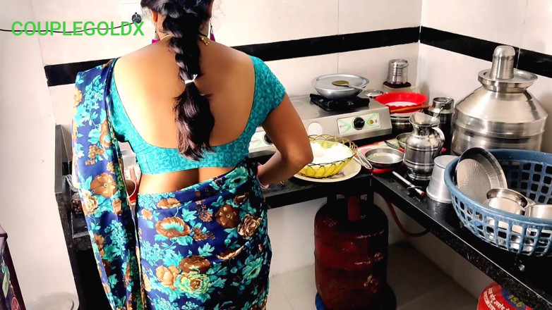 Sexy Komal: Kitchen Sex: Step Mom Is Sitting to Eat Food Till...