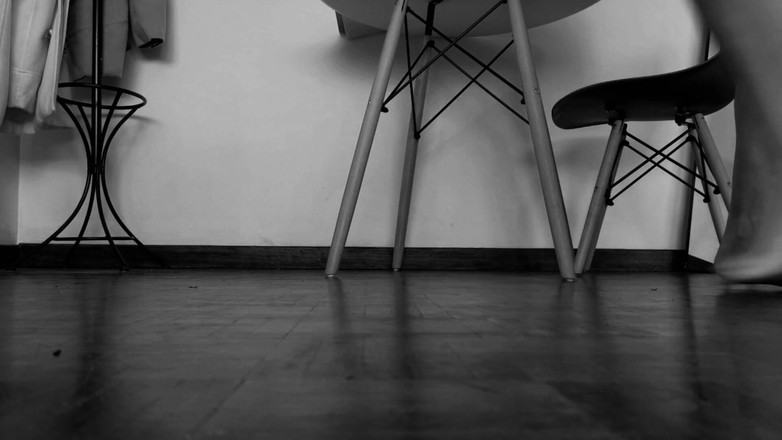 Kinky Lyrical: 足と音楽