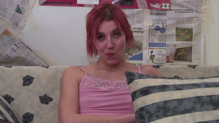 Radical: Fińskie porno - 2 facetów rucha chudą rudą