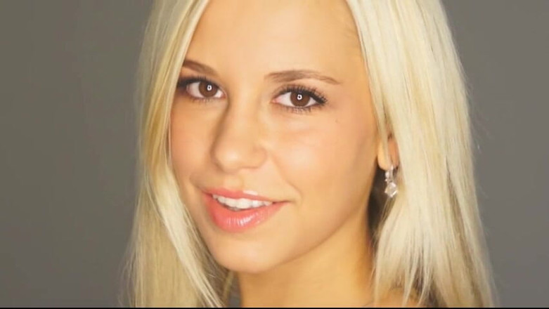 Watch4beauty: Lola ile Bir Gün