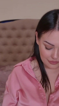 Peituda milf secretária joi pov office fantasy